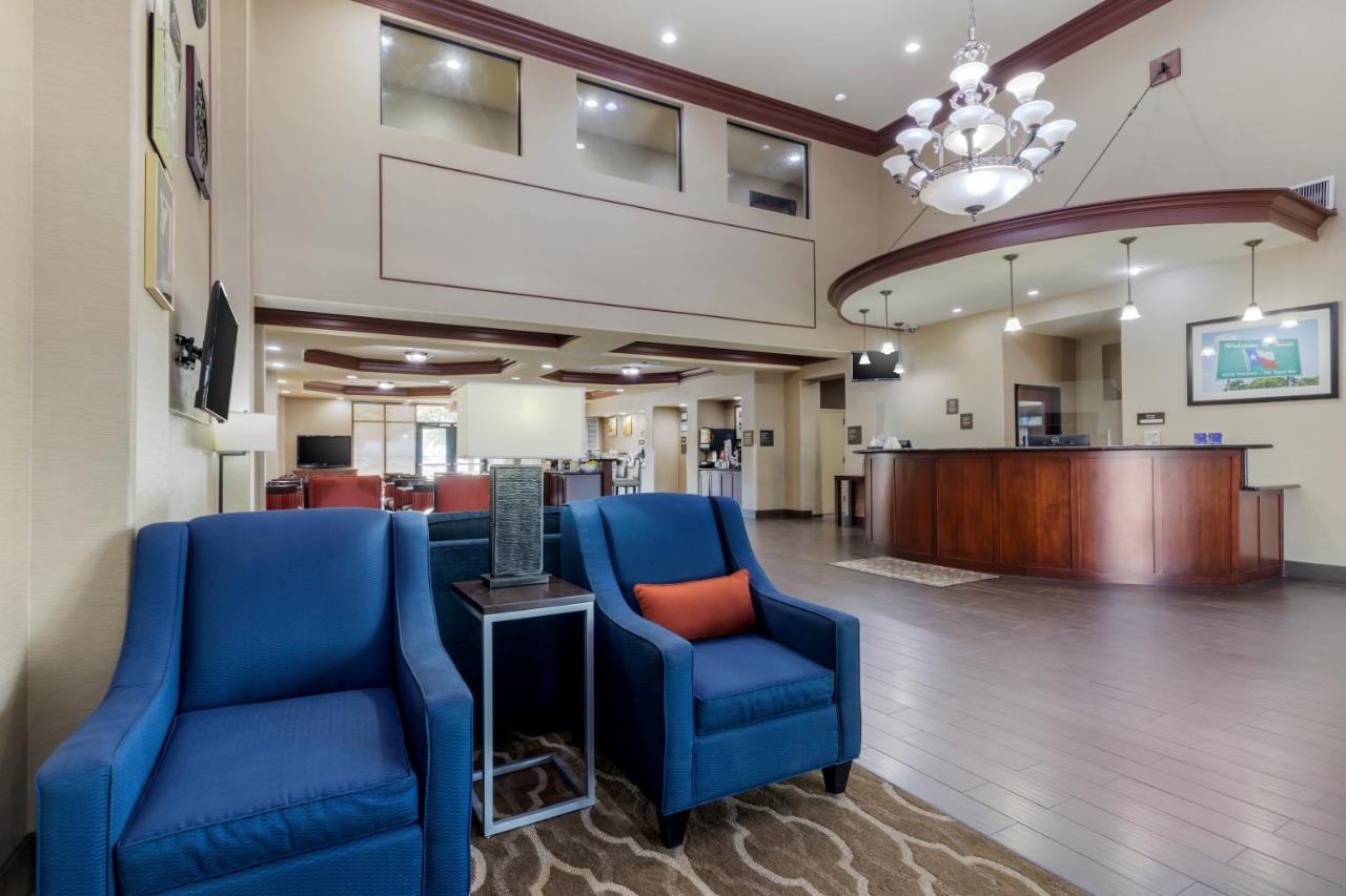 Comfort Suites Pflugerville - Austin North Exterior photo